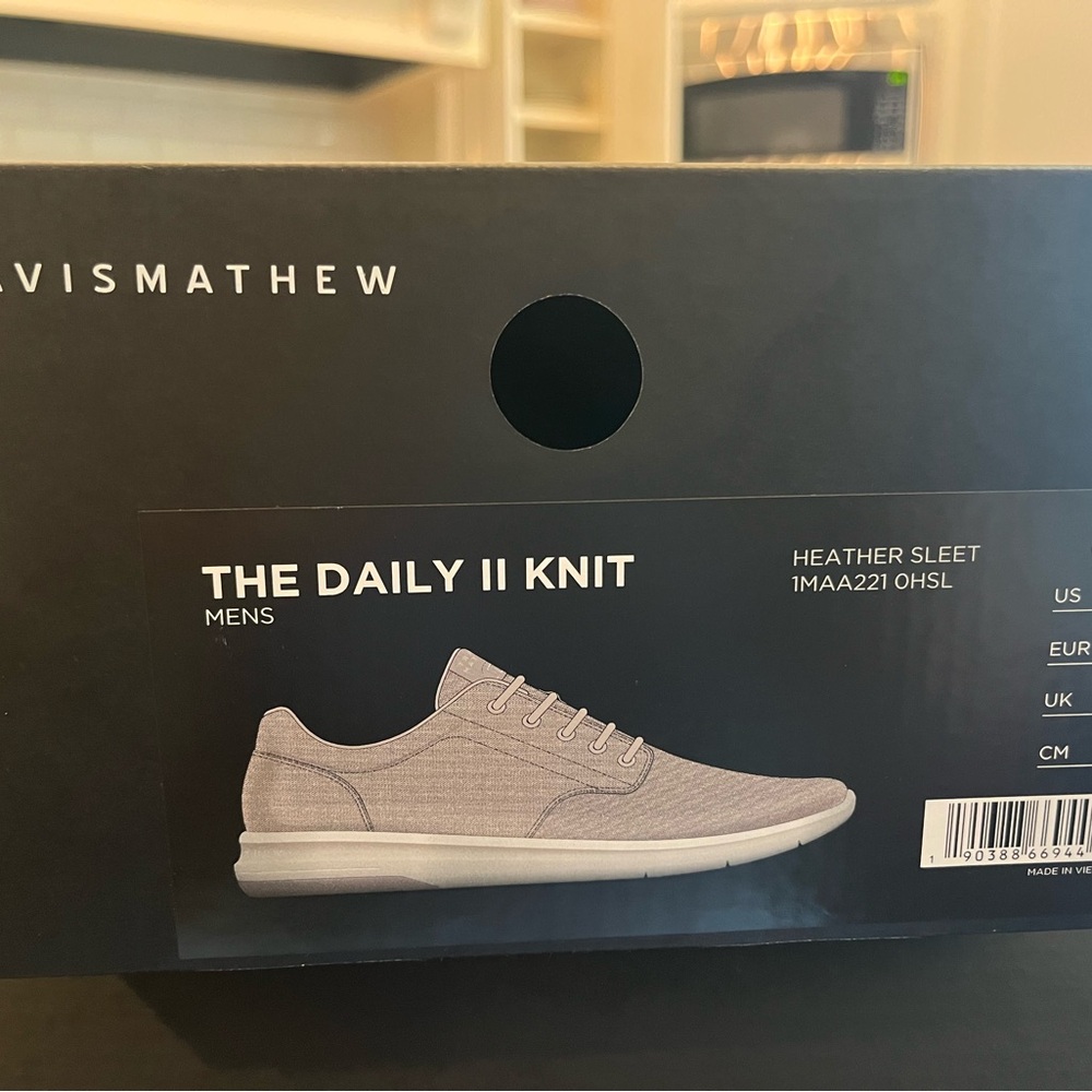 Brand New w Tags- Travis Mathew Men's The Daily II Knit Sneakers - Heather Gray